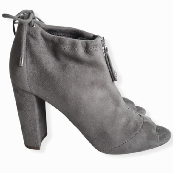 GUESS peep toe block heels Shoes - Picture 4 of 10